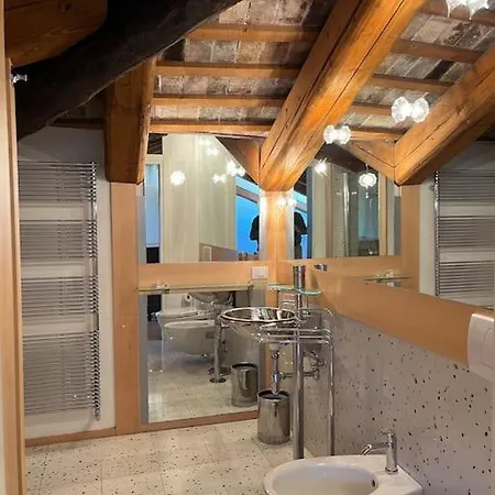 Elegant Penthouse With Roof Terrace Apartmán *