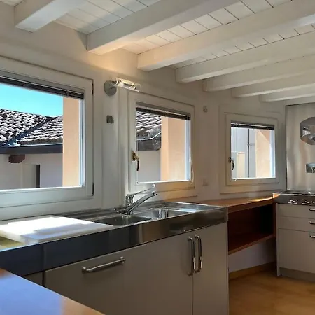 Elegant Penthouse With Roof Terrace Apartmán *